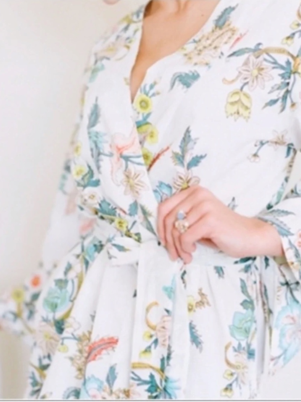 Plum Pretty Sugar Robe - Picture 3 of 7